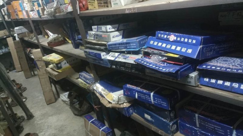 汽车配件加盟代理：货源寻找的五大关键点**